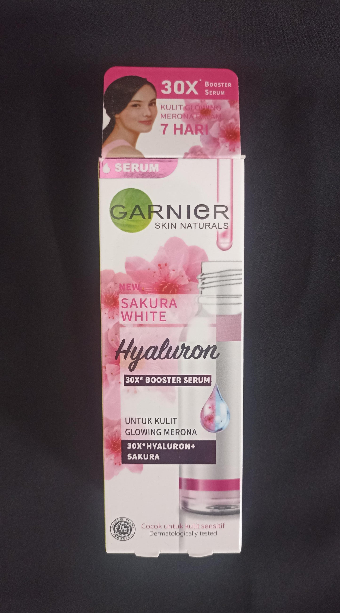 Garnier hyaluron serum (Sakura white)