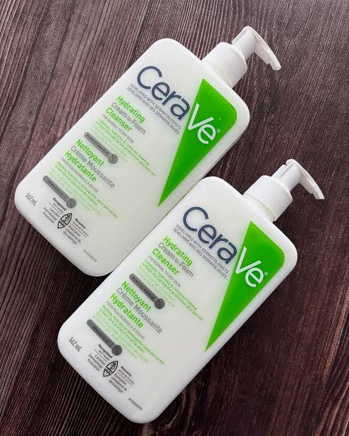 Cerave hydrating Cream to foam cleanser 562 ml